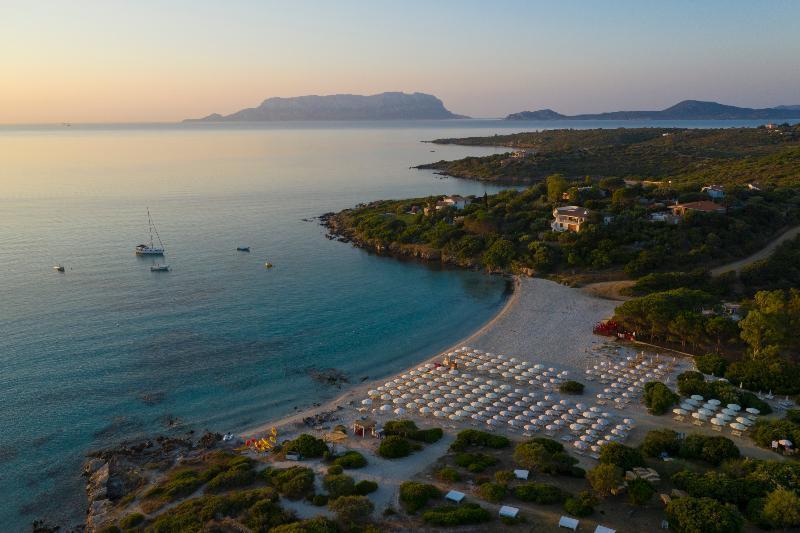 Voi Colonna Village Golfo Aranci Exterior foto