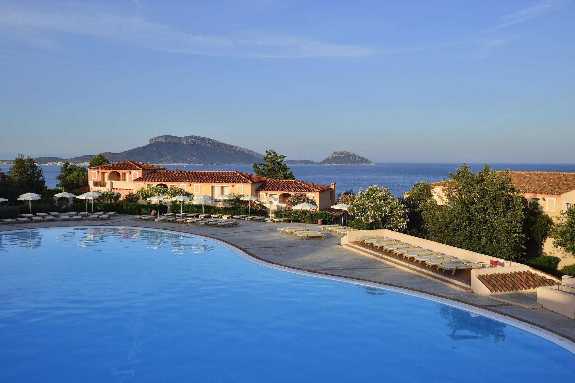 Voi Colonna Village Golfo Aranci Exterior foto