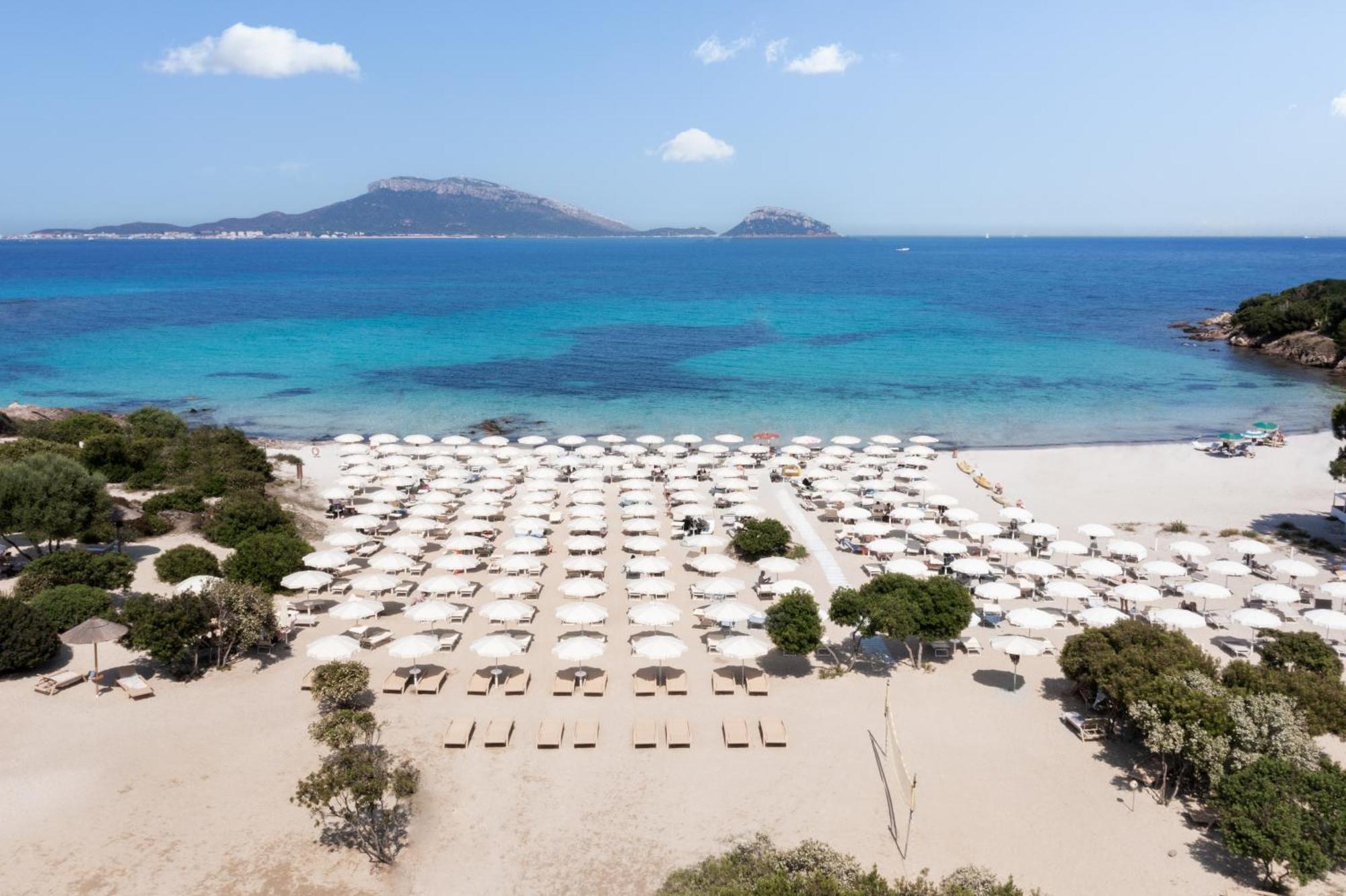 Voi Colonna Village Golfo Aranci Exterior foto